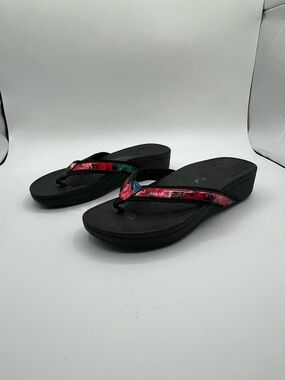 Vionic High Tide Flip Flop Sandals | Black w/ Red Accent | Size 10
